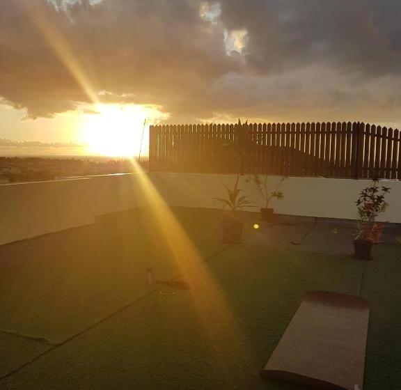 West Coast View Studios & Appartment