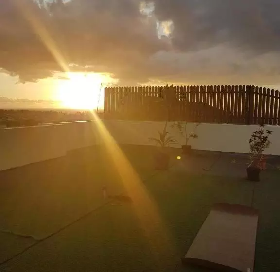 West Coast View Studios & Appartment