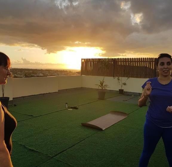 West Coast View Studios & Appartment