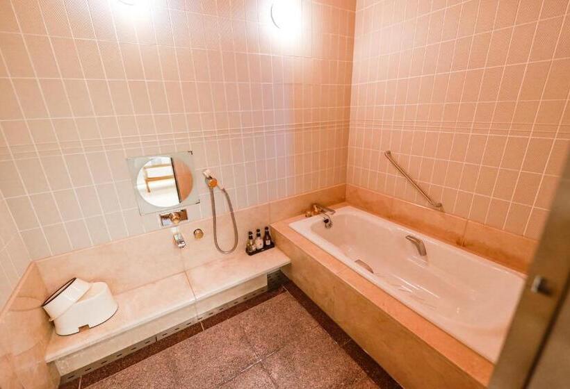 Chateraise Hotel Nirasaki No Mori