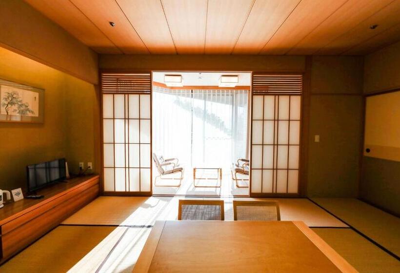 Chateraise Hotel Nirasaki No Mori