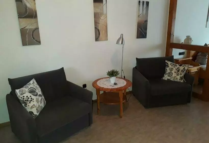 Retkeilymaja Gasthaus Zur Linde