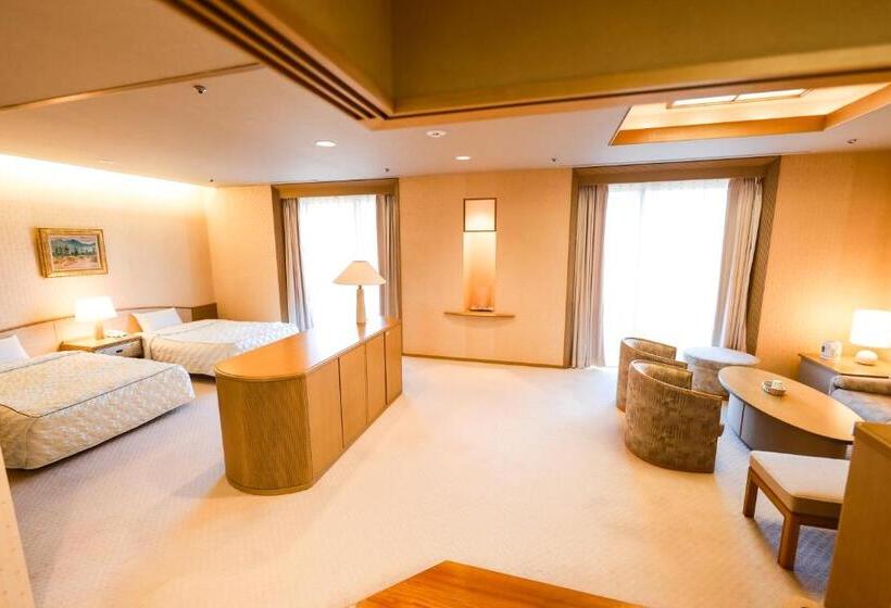 Chateraise Hotel Nirasaki No Mori