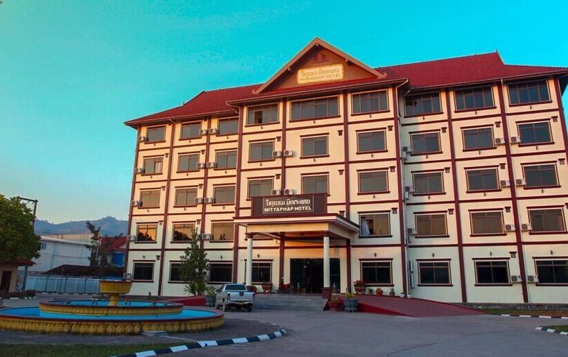 Mittaphap Hotel Oudomxay