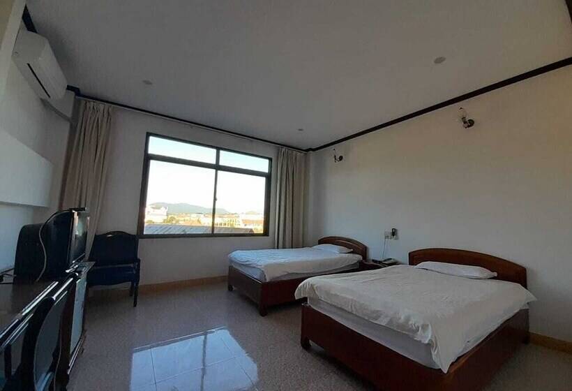 Mittaphap Hotel Oudomxay