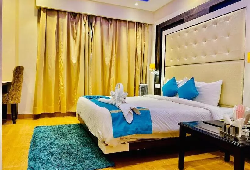 ホテル Nature Mountain Valley View Resort    A Four Star Luxury Resort