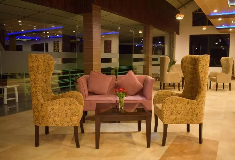 ホテル Nature Mountain Valley View Resort    A Four Star Luxury Resort