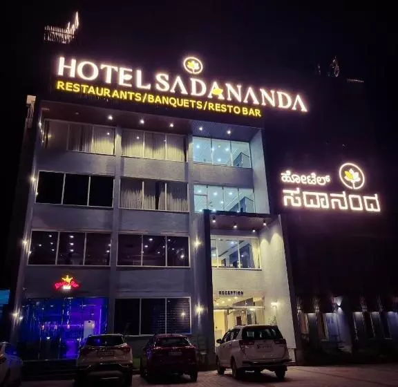 Hotelli Sadanand S Highway Inn, Tumkur