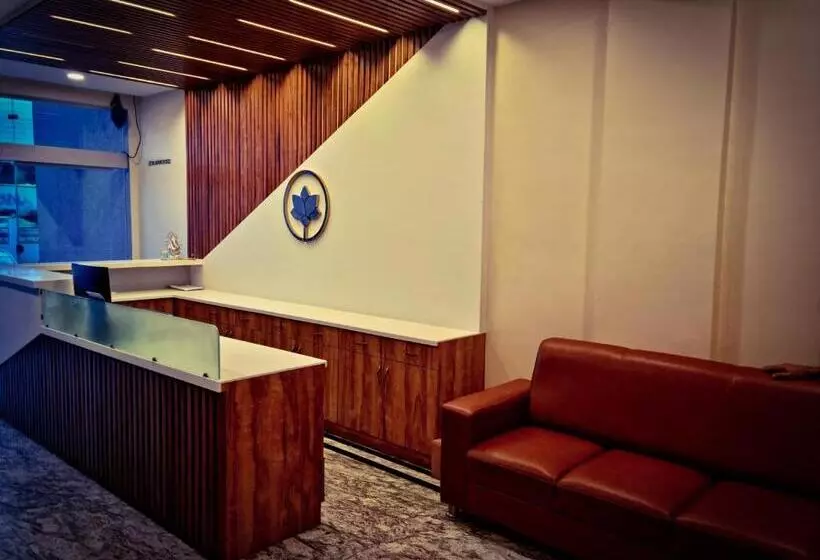 Hotelli Sadanand S Highway Inn, Tumkur