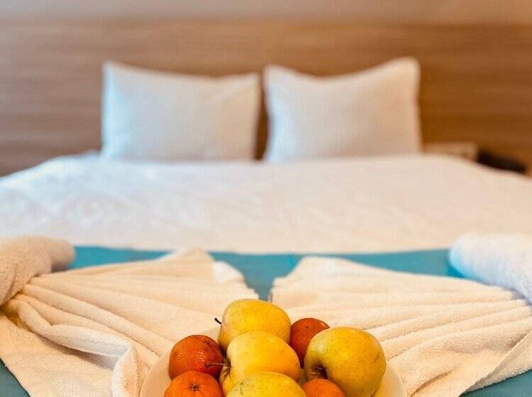 تختخواب و صبحانه Ottoman Luxury