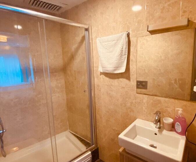 تختخواب و صبحانه Ottoman Luxury