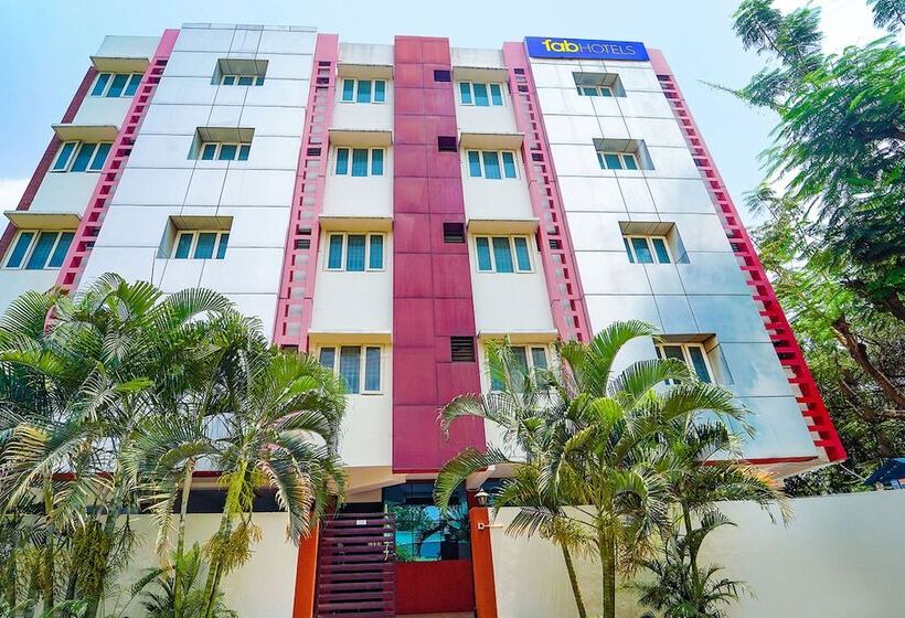 Hôtel Fab Grand Castle