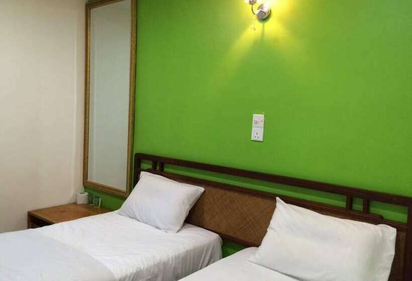 فندق Oyo 90742 Ihome