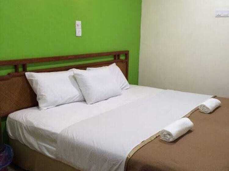 فندق Oyo 90742 Ihome