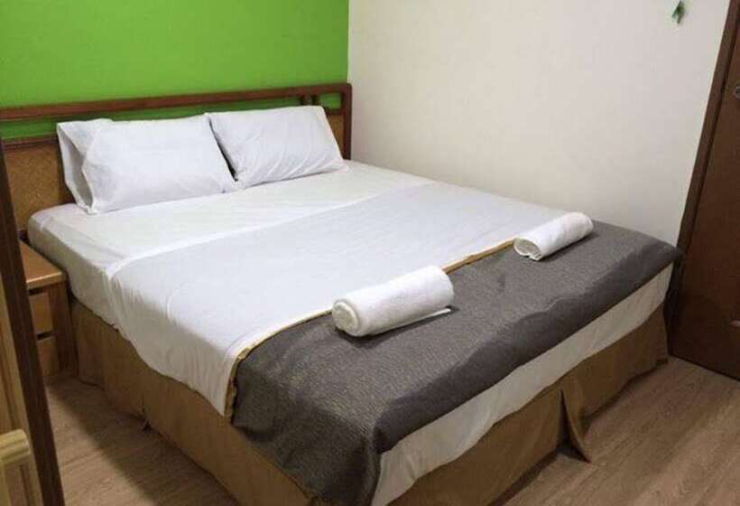 فندق Oyo 90742 Ihome