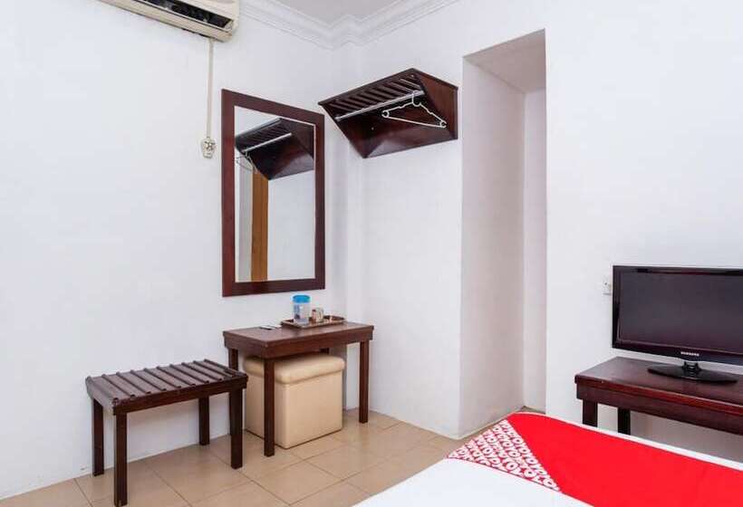 فندق Oyo 90742 Ihome