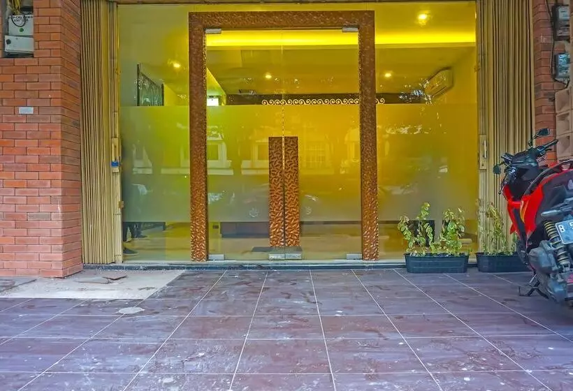 ホテル Oyo 92271 Orienchi 3