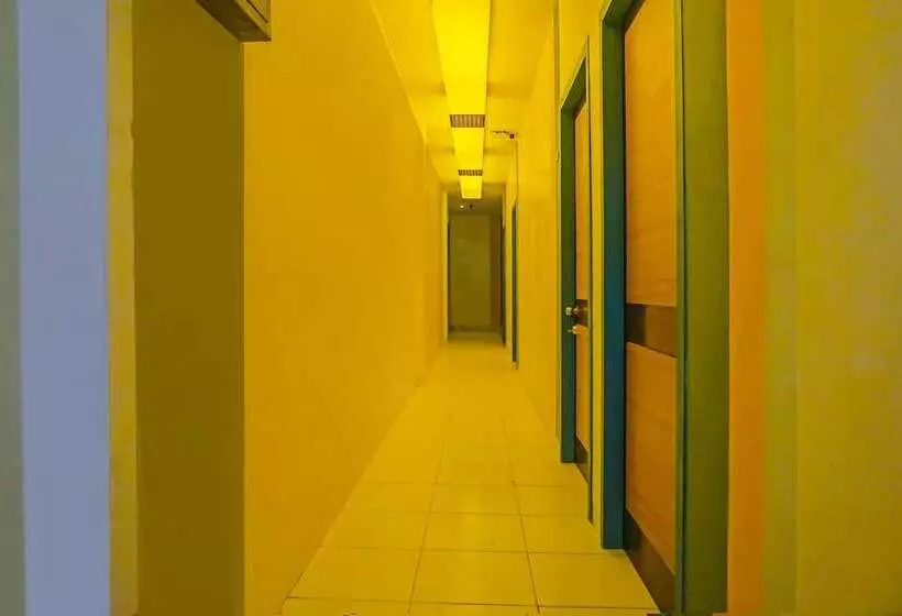 ホテル Oyo 92271 Orienchi 3