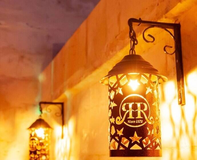 هتل Reji Boutique