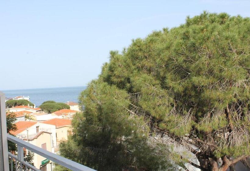 Piccolo Hotel Nuova Gestione