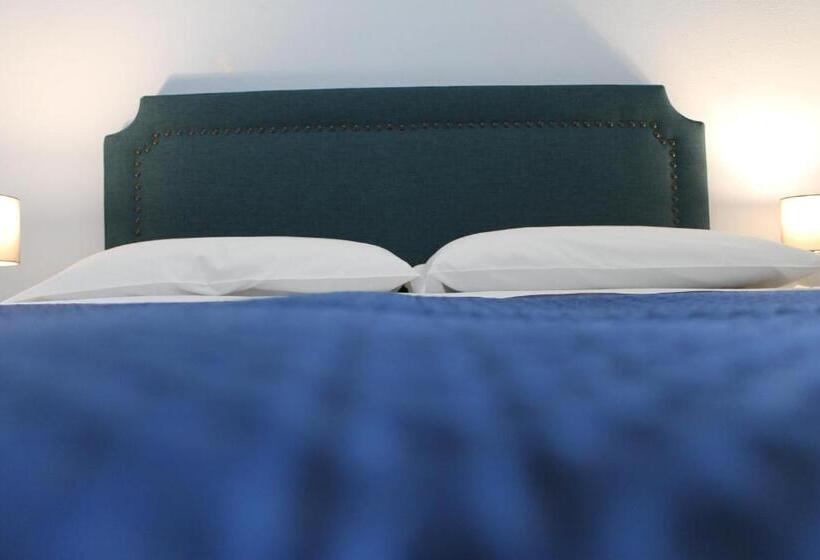 Piccolo Hotel Nuova Gestione