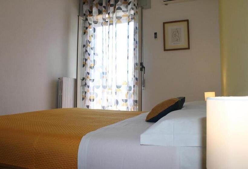 Piccolo Hotel Nuova Gestione