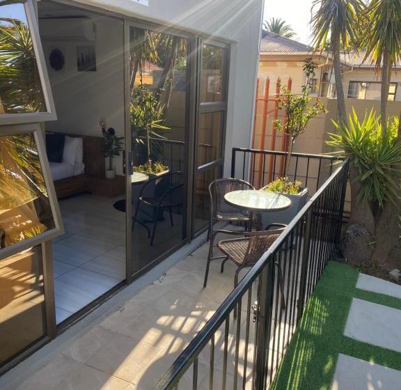 ベッドアンドブレックファースト Lodge At Nyala