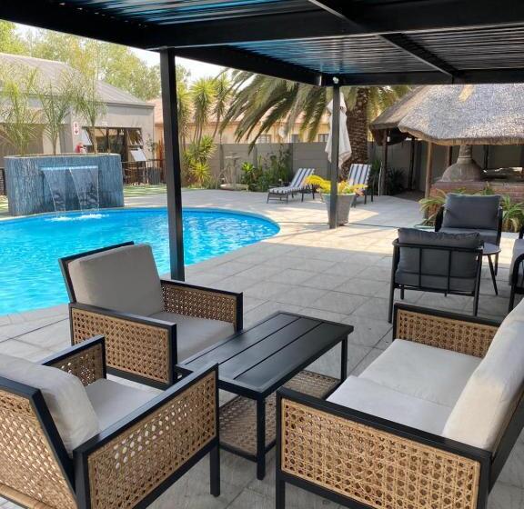 ベッドアンドブレックファースト Lodge At Nyala