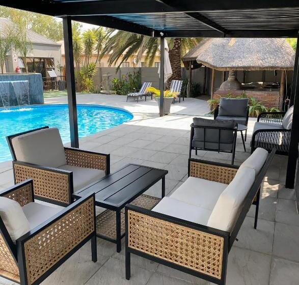 ベッドアンドブレックファースト Lodge At Nyala