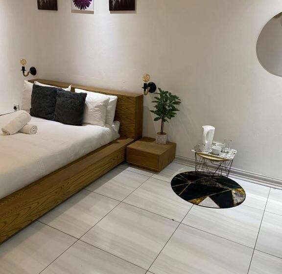 ベッドアンドブレックファースト Lodge At Nyala