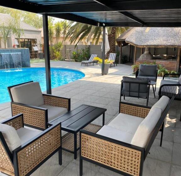 ベッドアンドブレックファースト Lodge At Nyala