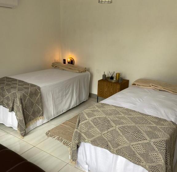 ベッドアンドブレックファースト Lodge At Nyala