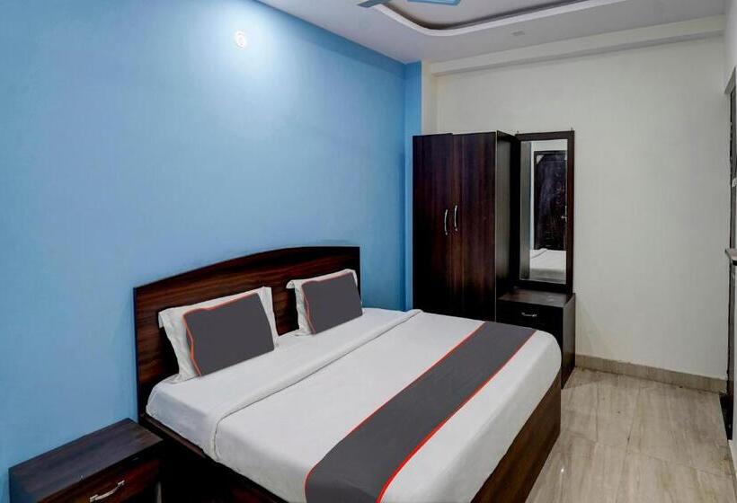 Hotel Collection O 809499 Rudraksha Continental