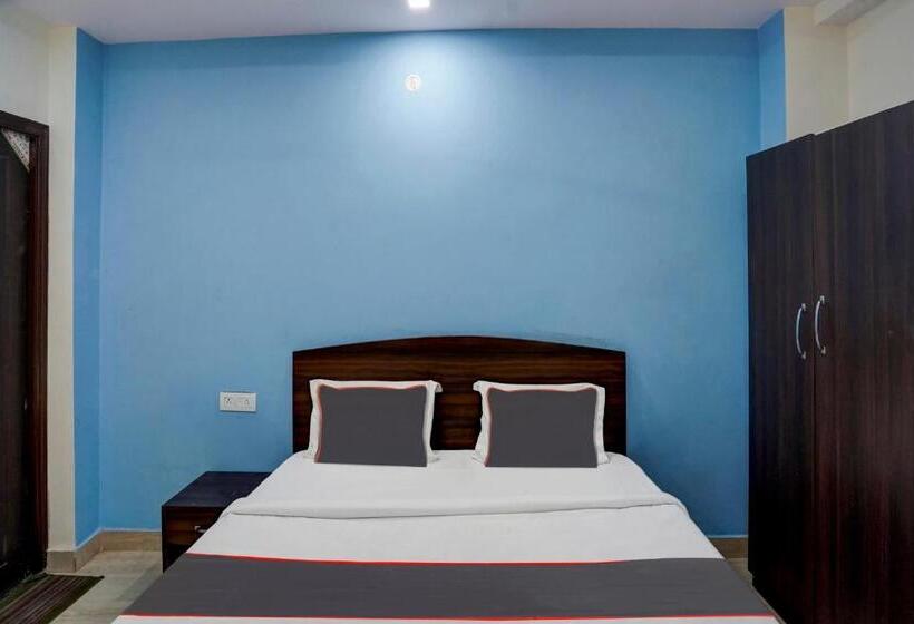 Hotel Collection O 809499 Rudraksha Continental