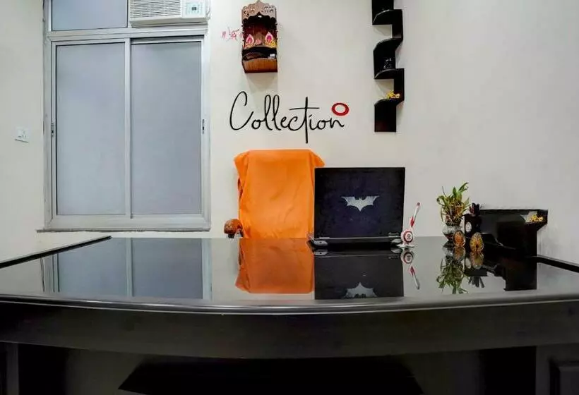 ホテル Collection O 809499 Rudraksha Continental