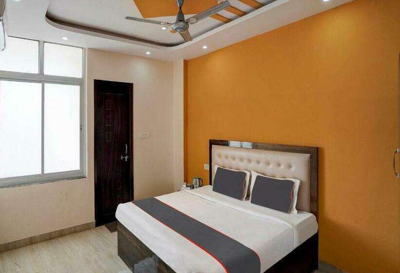 Hotel Collection O 809499 Rudraksha Continental