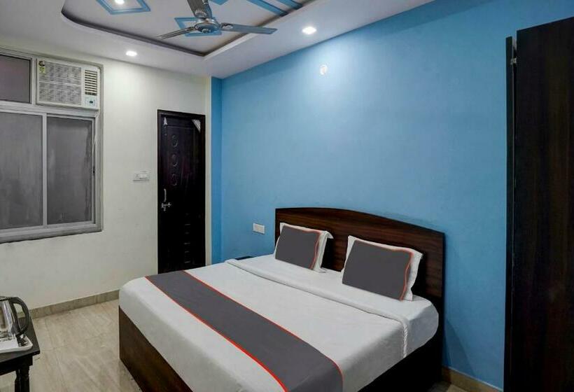 Hotel Collection O 809499 Rudraksha Continental