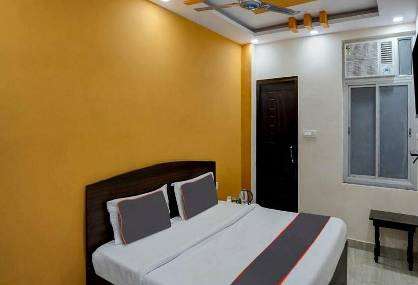 Hotel Collection O 809499 Rudraksha Continental