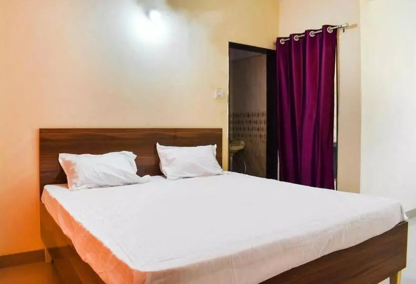 Hotelli Flagship Sai Lodge