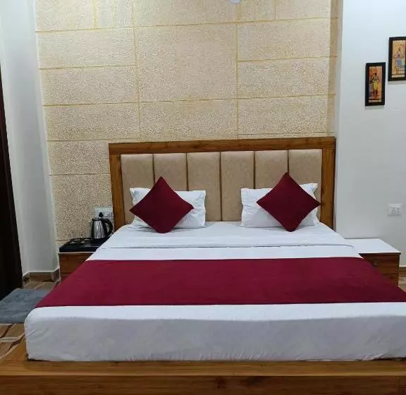Hotelli Hare Krishna Ambiance Vbn