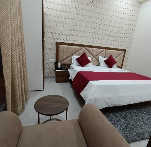 בית מלון כפרי Hare Krishna Ambiance Vbn