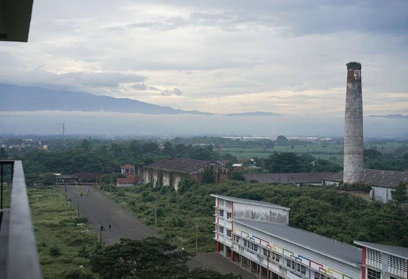 Achiera Hotel And Convention Jatiwangi