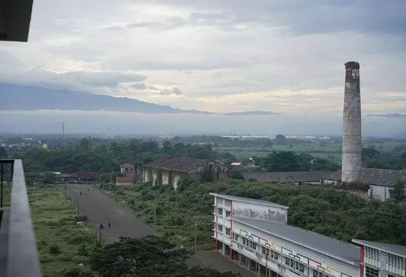 Achiera Hotel And Convention Jatiwangi