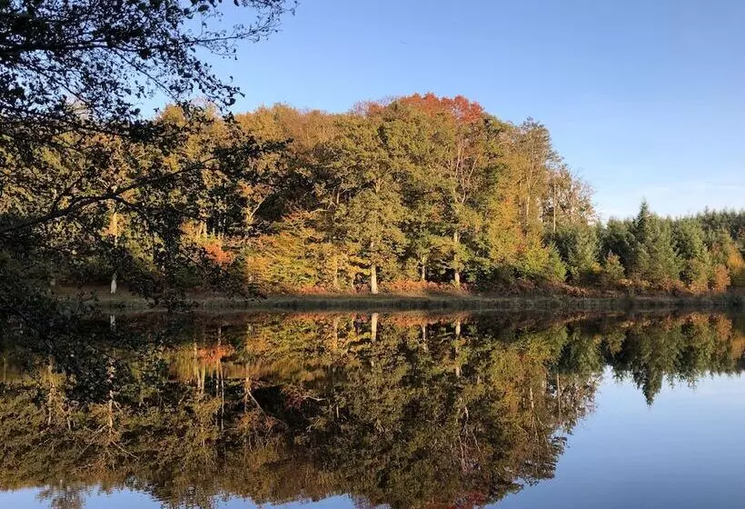 Aamiaismajoitus (B&B) Château De Montautre