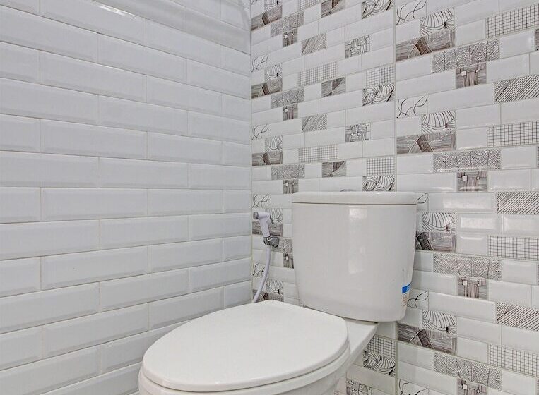 בית מלון כפרי Capital O 92250 Hall & Guesthouse Kowapi Syariah