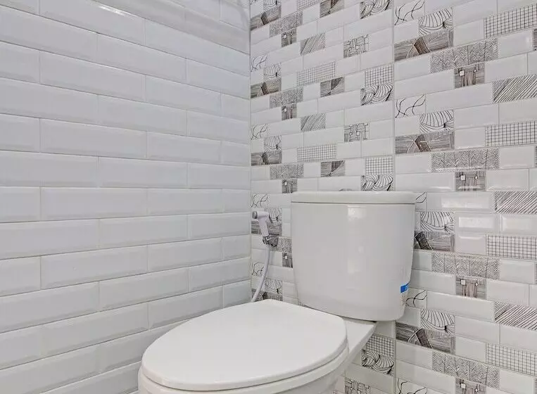 Hotelli Capital O 92250 Hall & Guesthouse Kowapi Syariah