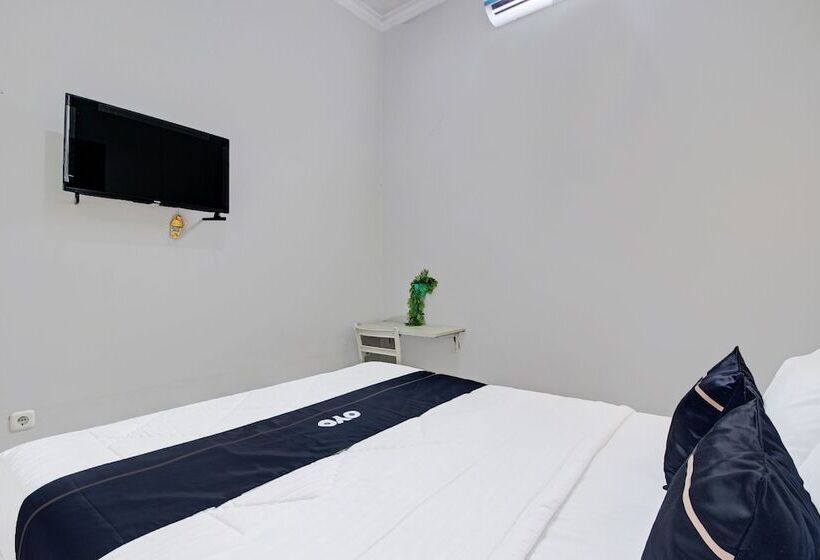 בית מלון כפרי Capital O 92250 Hall & Guesthouse Kowapi Syariah