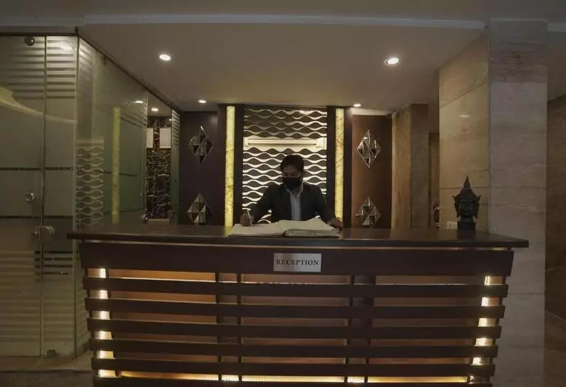 Geetika Galaxy Hotel By Wb Inn