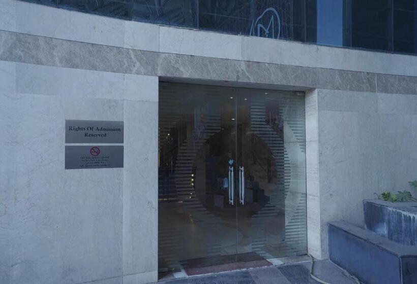 Geetika Galaxy Hotel By Wb Inn