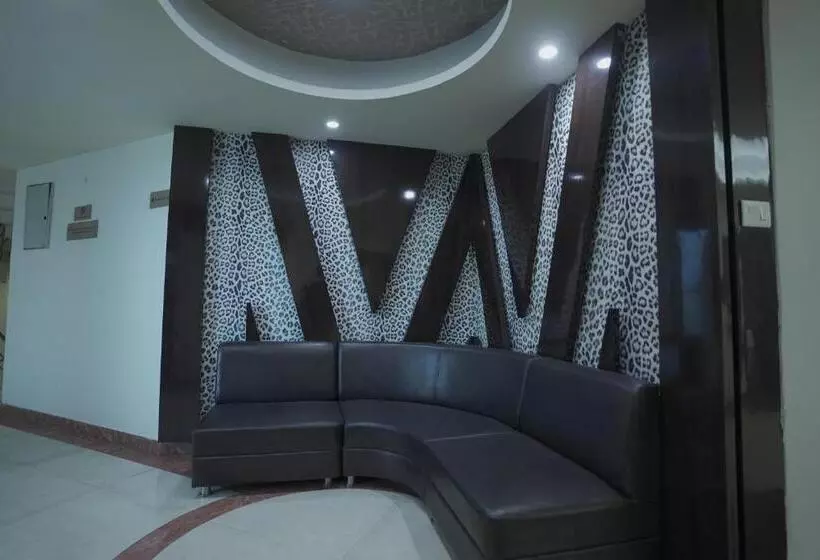 Geetika Galaxy Hotel By Wb Inn